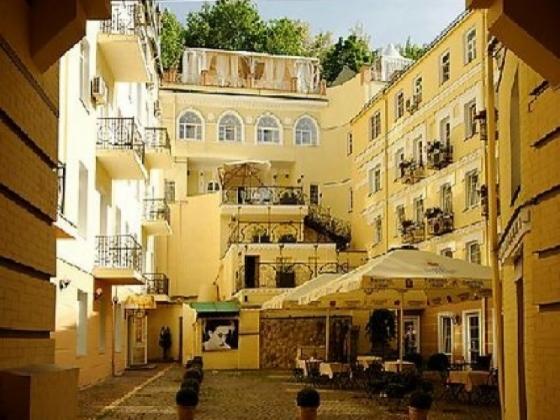 Harmony On Andrew Descent Hotel Kyiv Exterior photo